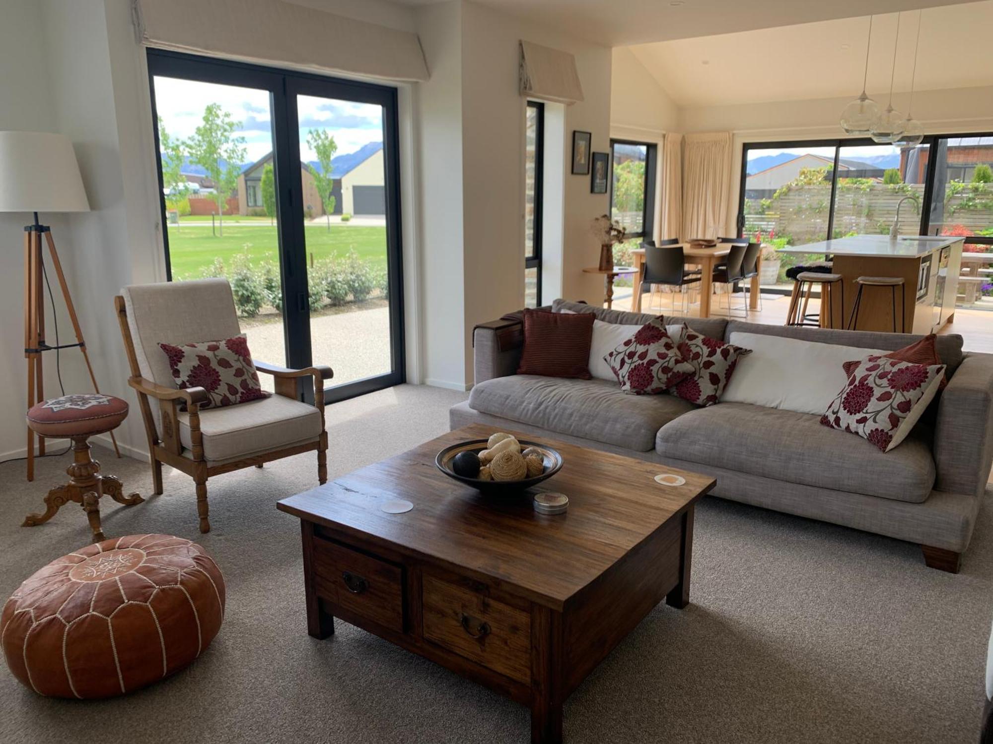 Villa Alpine Abode à Wanaka Extérieur photo